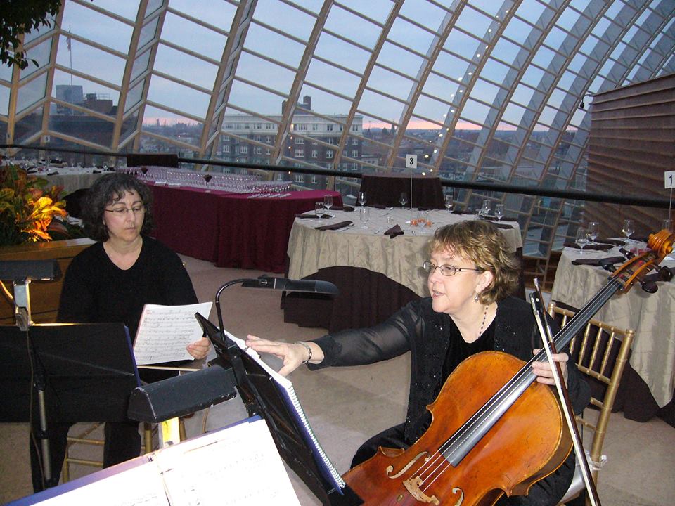 ViVaCe Strings are available for your holiday party.