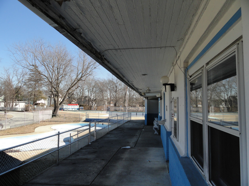 The Oaklyn Pool. Credit: Matt Skoufalos.