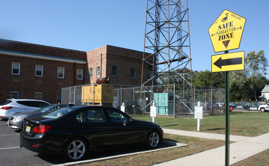 Safe Transaction Zone Cherry Hill PD Create 'Safe Transaction Zones' for In-Person Deals - NJ PEN