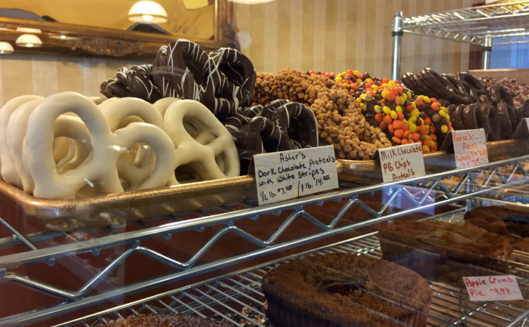 Desserts by Design Marks 14th Year in Audubon with New Storefront